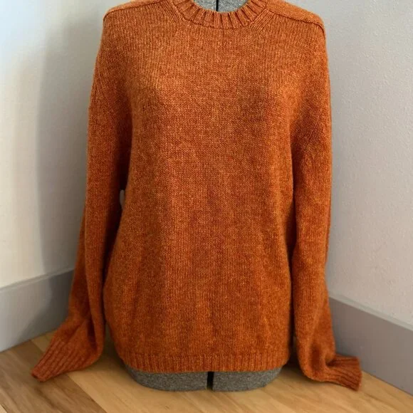 Norm Thompson, 100% Scottish Wool - Picture 2 of 3